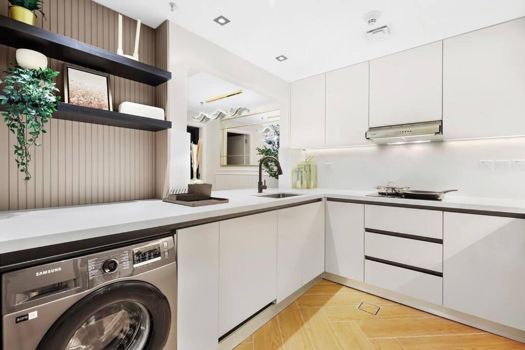 Apartment First Class 2br Incredible Burj Khalifa View Dubai