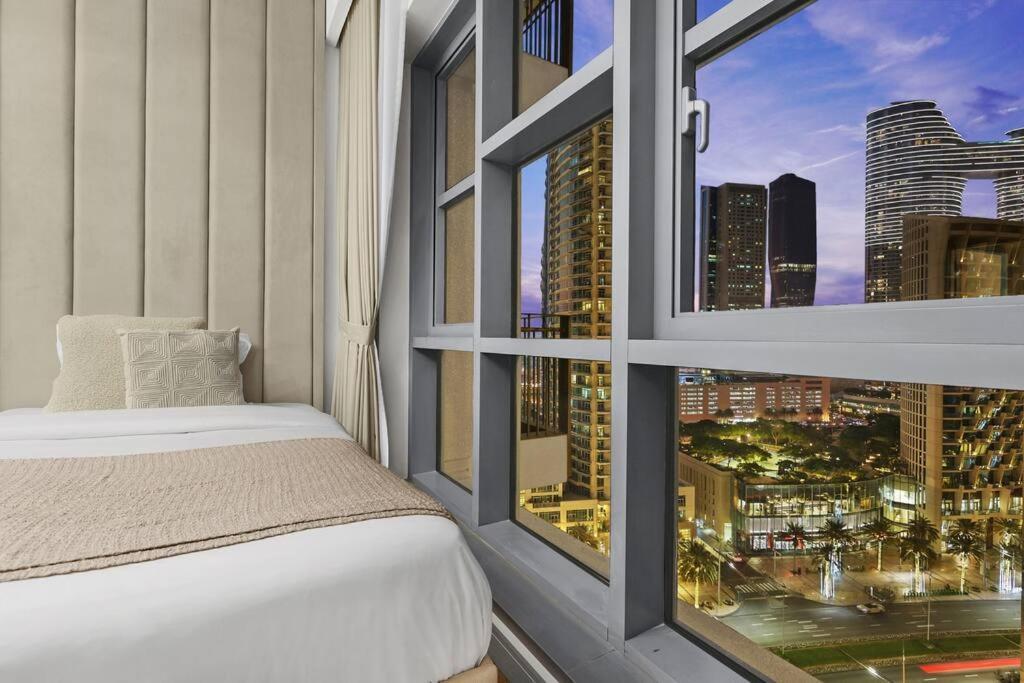 First Class 2br Incredible Burj Khalifa View Apartment