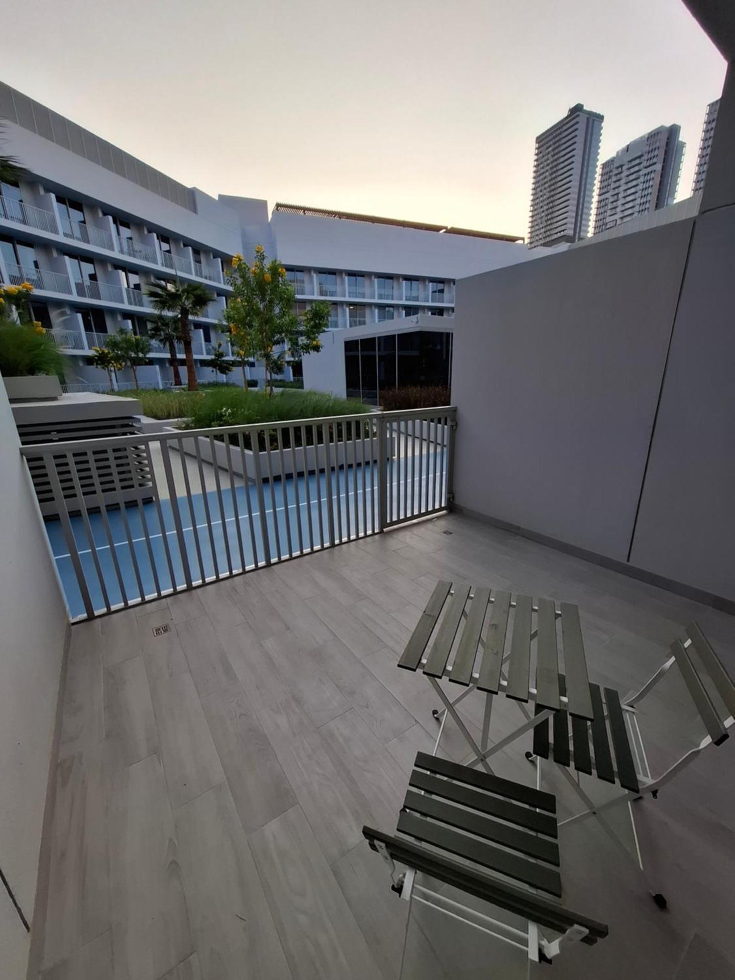 Apartment Izzzi - Luma22 Dubai
