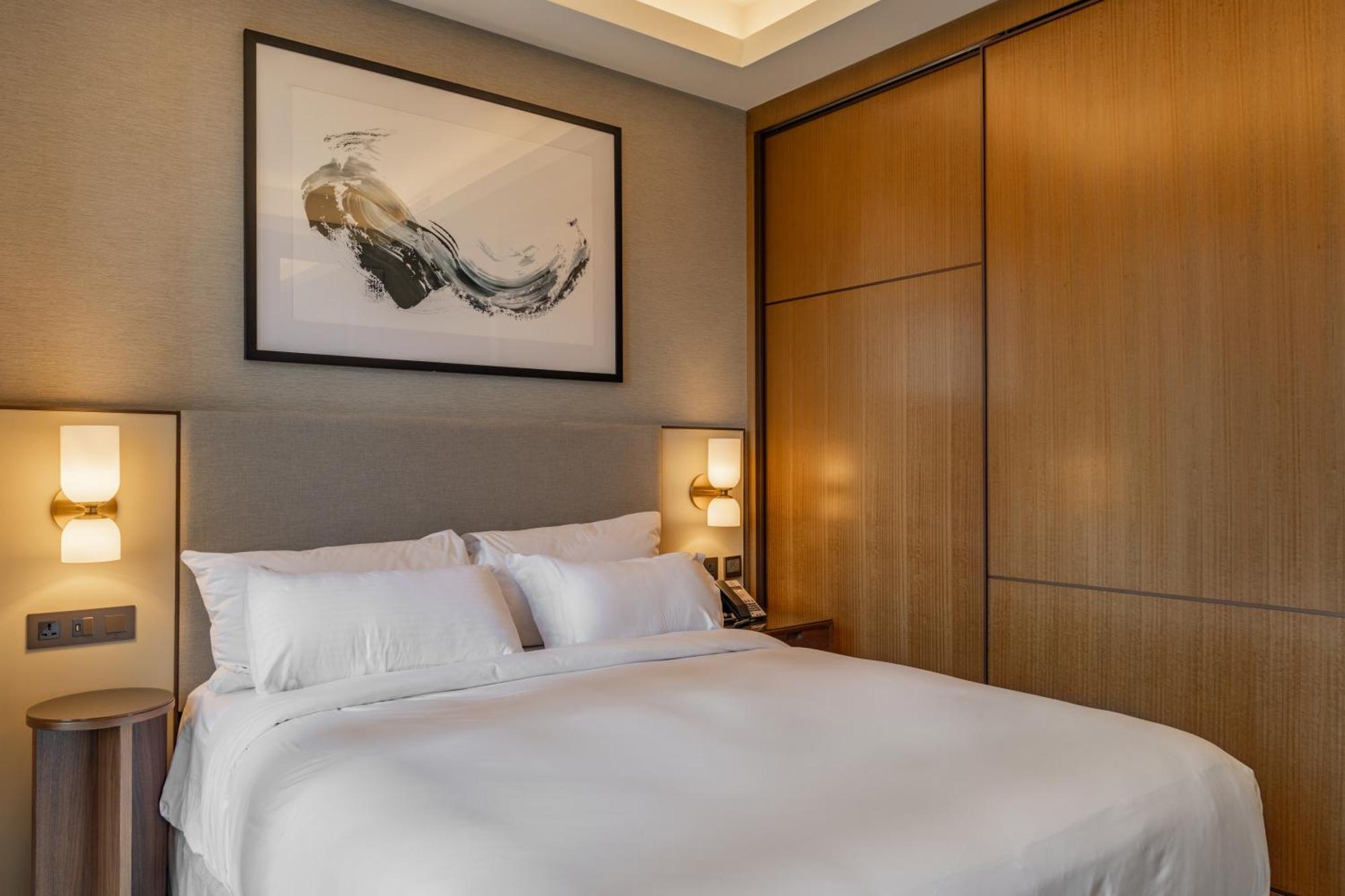 Opera 3br - 5 Mins To Mall With Burj View By Bms