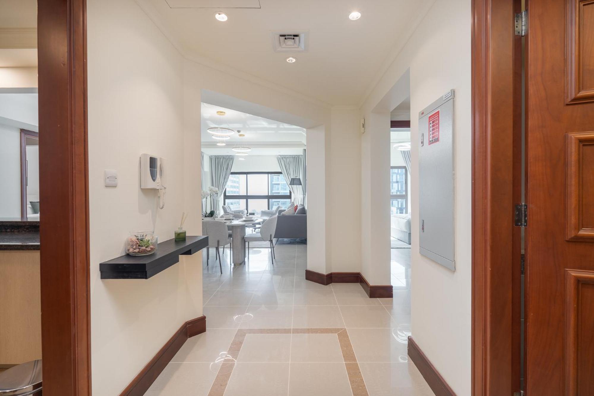 Apartment A Phenomenal In Golden Mile 6 Great For 5 Dubai