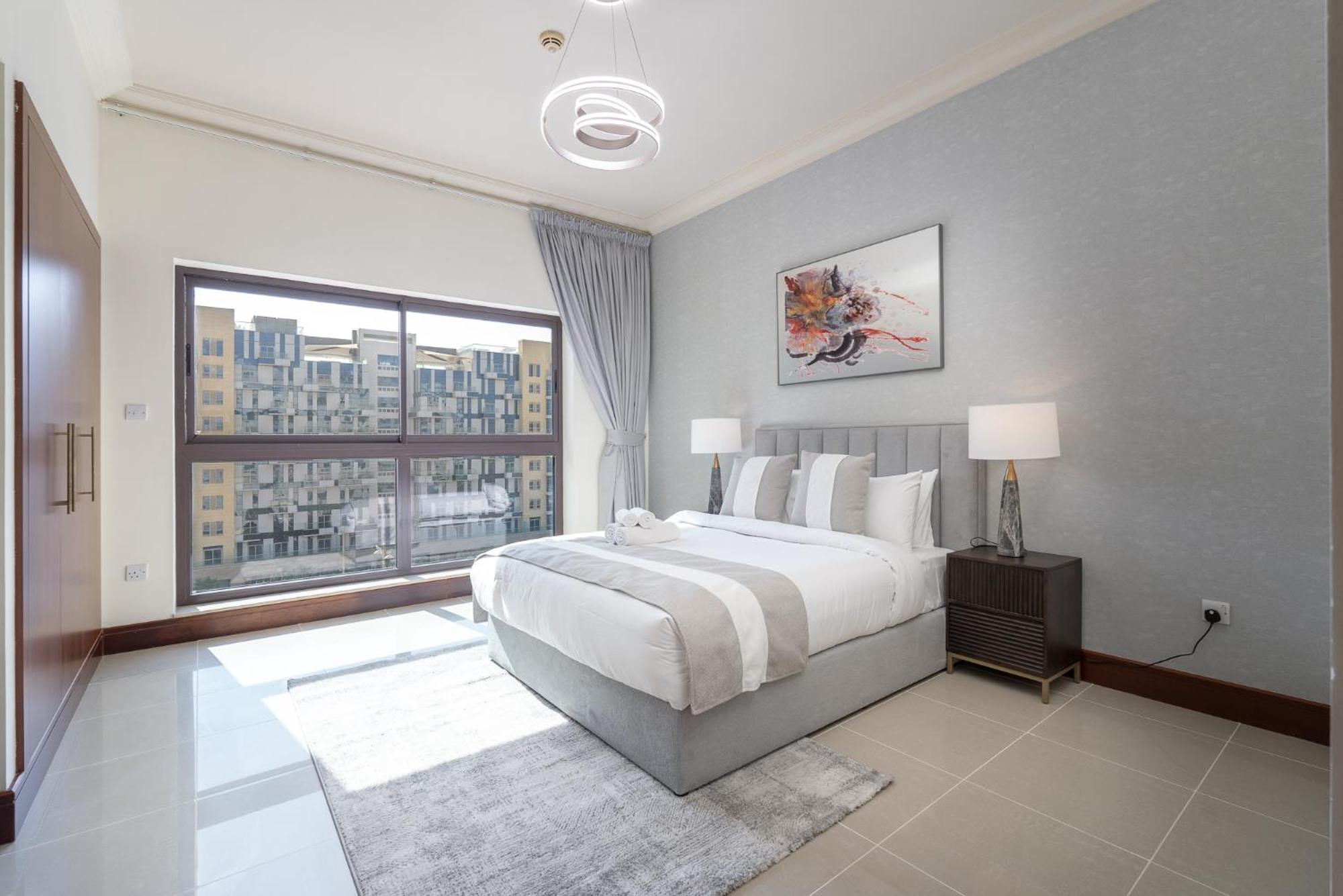 A Phenomenal In Golden Mile 6 Great For 5 Apartment *