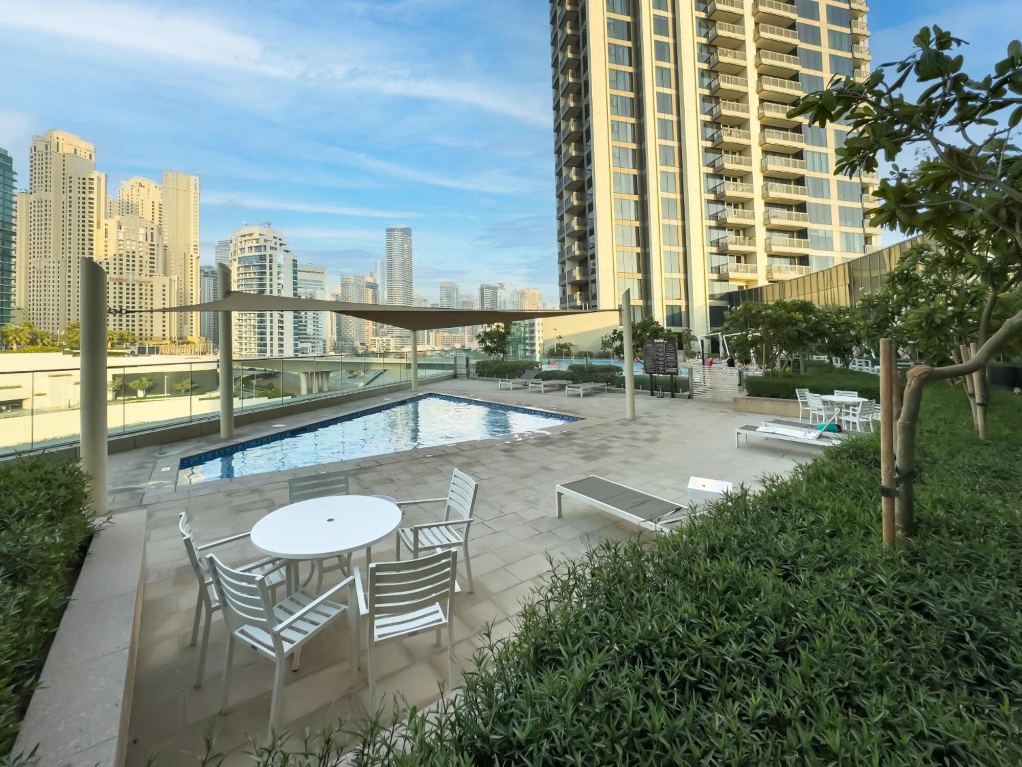 Luxurious 4bdr With Ocean Views In Jbr, Bluewaters