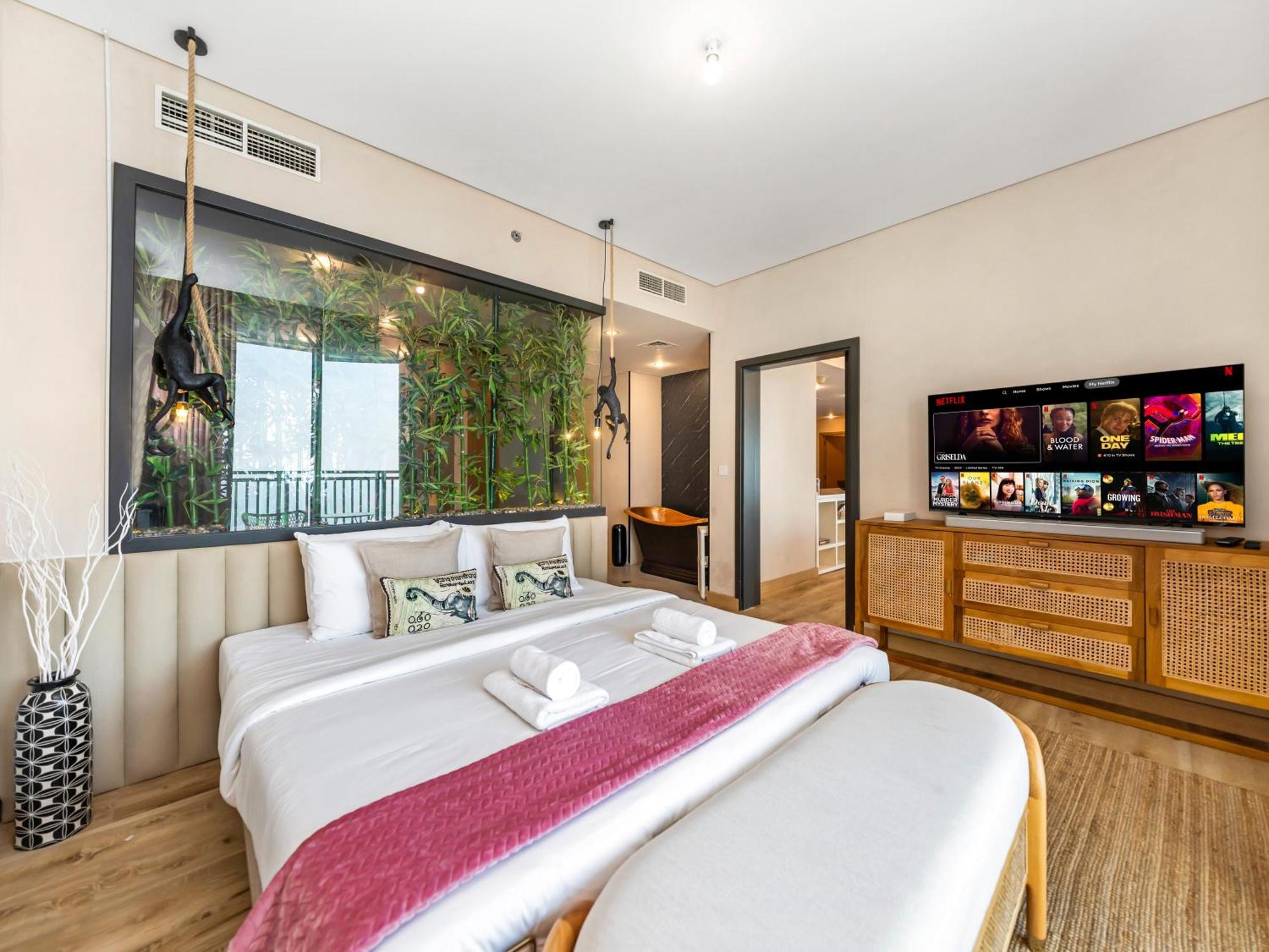 Luxurious 4bdr With Ocean Views In Jbr, Bluewaters *