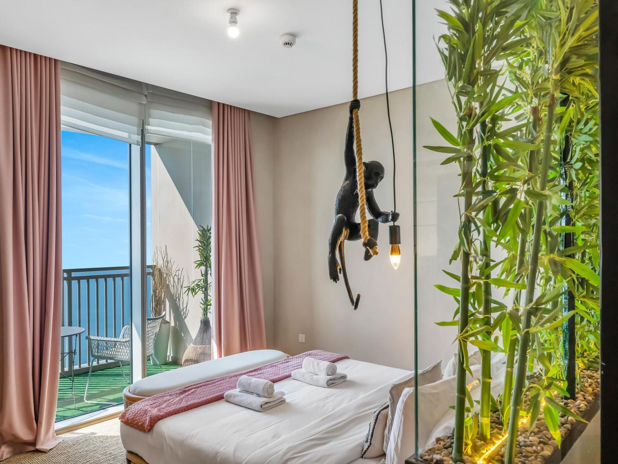 Luxurious 4bdr With Ocean Views In Jbr, Bluewaters Apartment Dubai