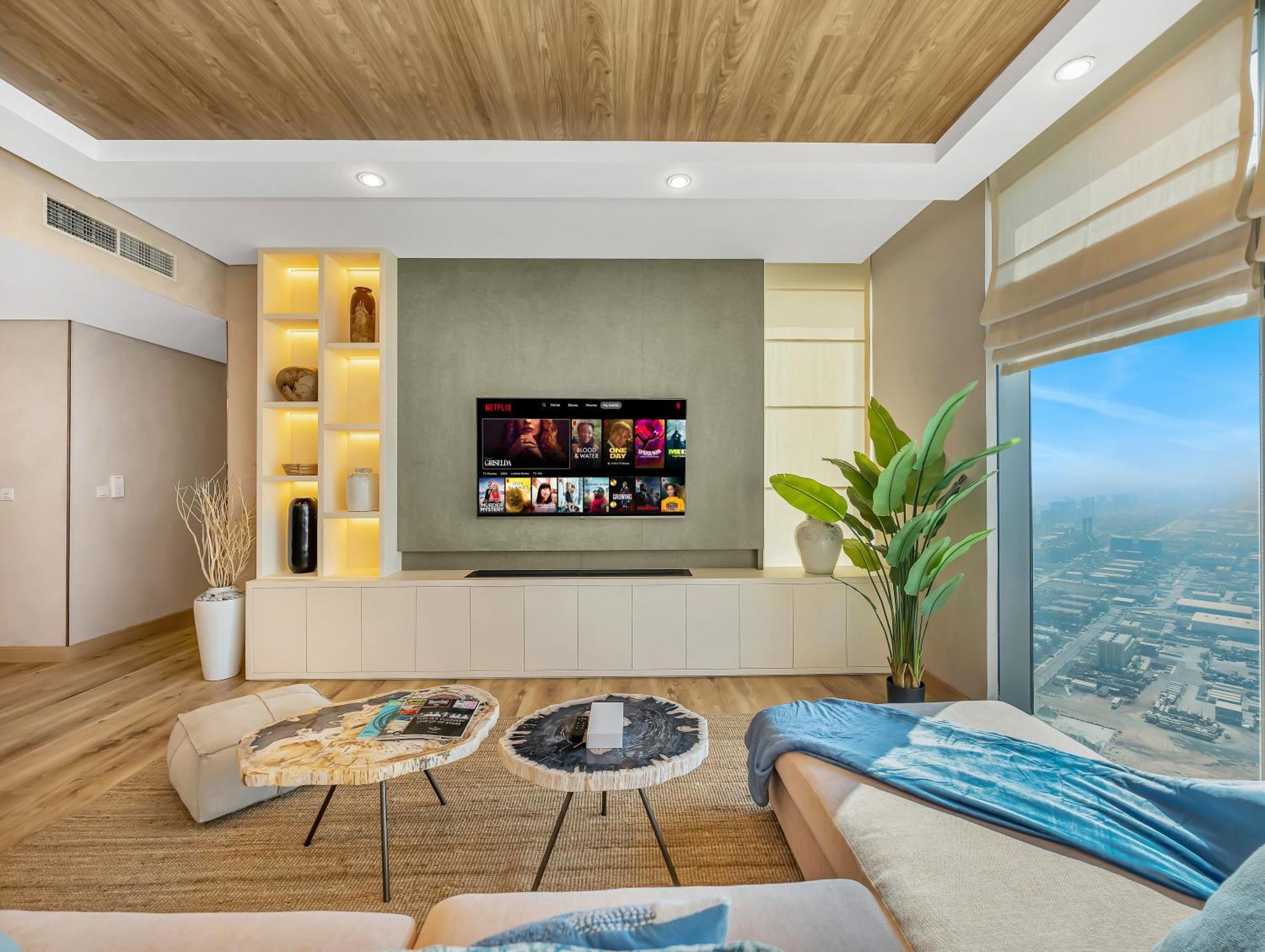 Apartment Luxurious 4bdr With Ocean Views In Jbr, Bluewaters Dubai