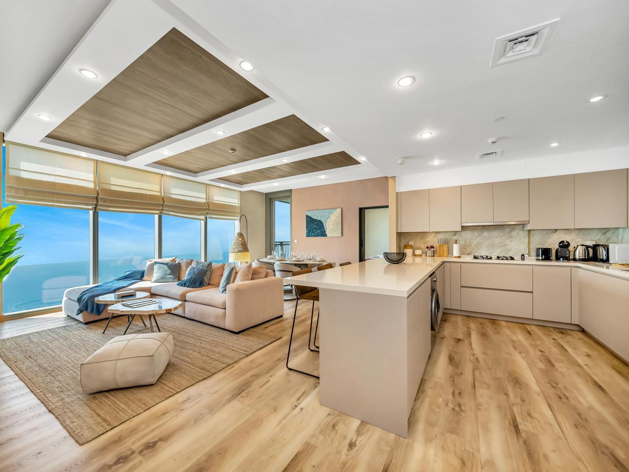 Luxurious 4bdr With Ocean Views In Jbr, Bluewaters Dubai