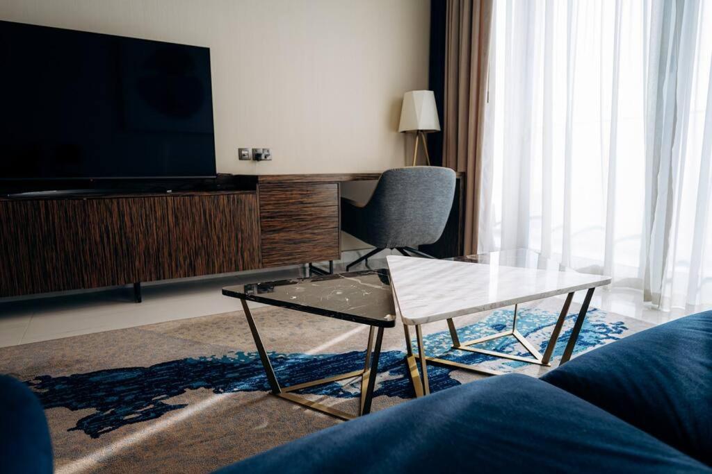 Stunning 2-bedroom Near Palmjumeirah *