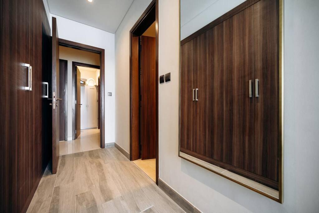 Stunning 2-bedroom Near Palmjumeirah * Dubai