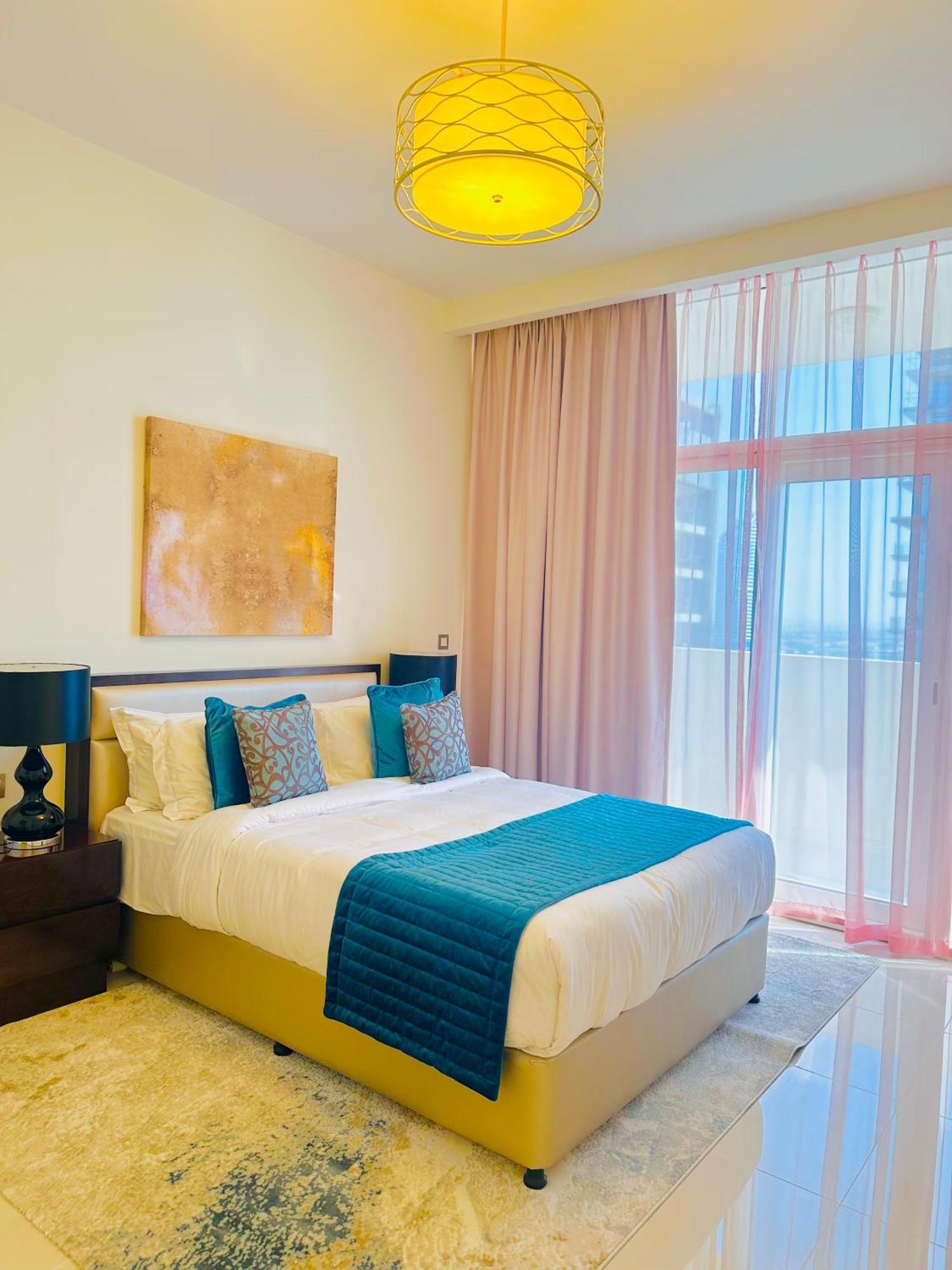 Luxury Living In Jvc Apartment *