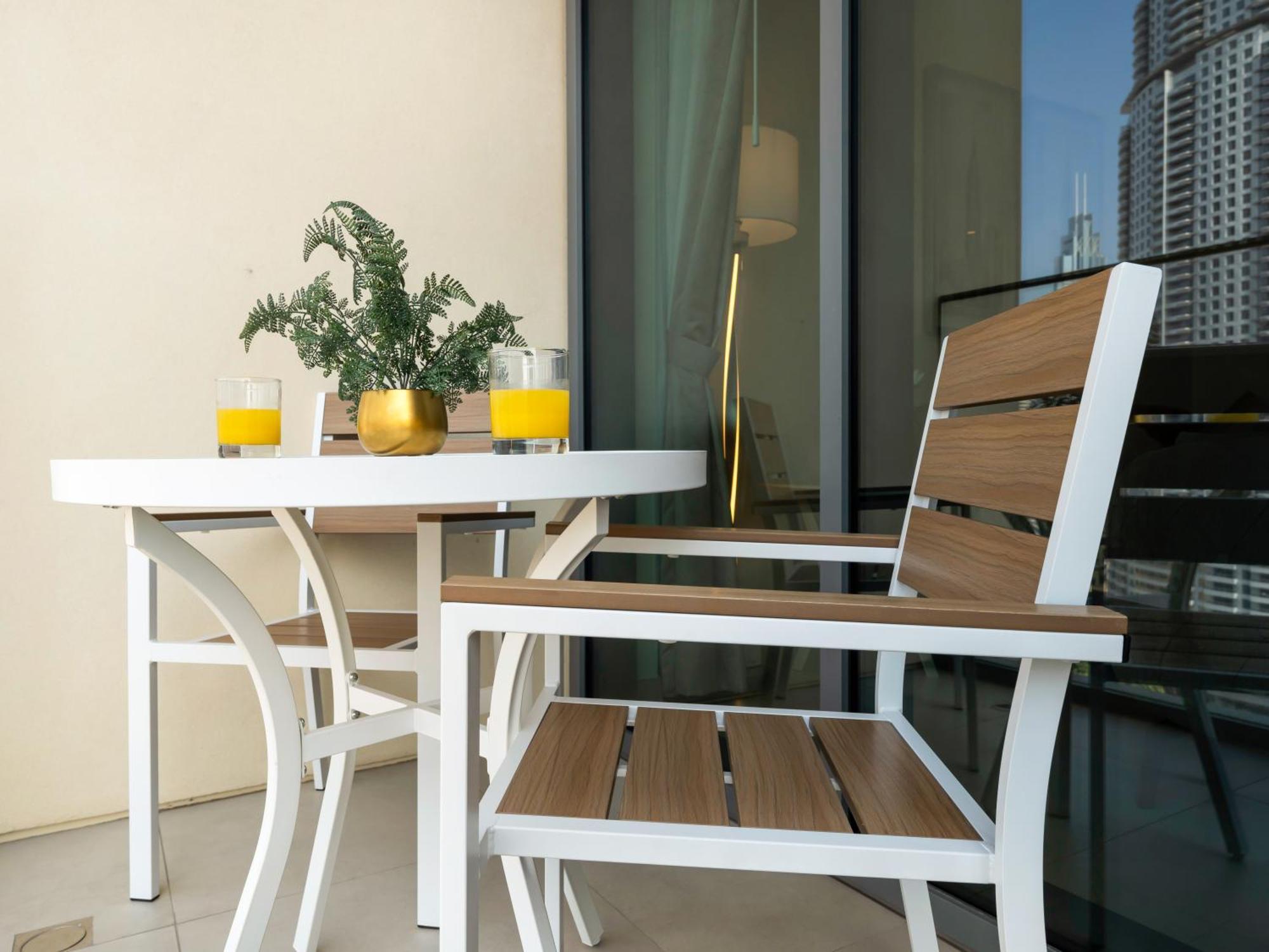 Luxurious In Burj Royale With Led Burj Khalifa Views Opposite Mall Apartment *