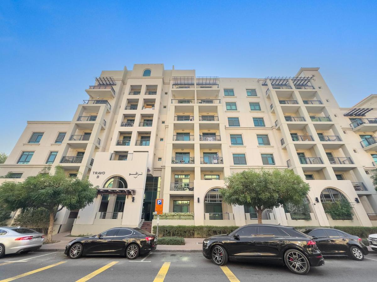 Stunning 2-bedroom Travo Dubai