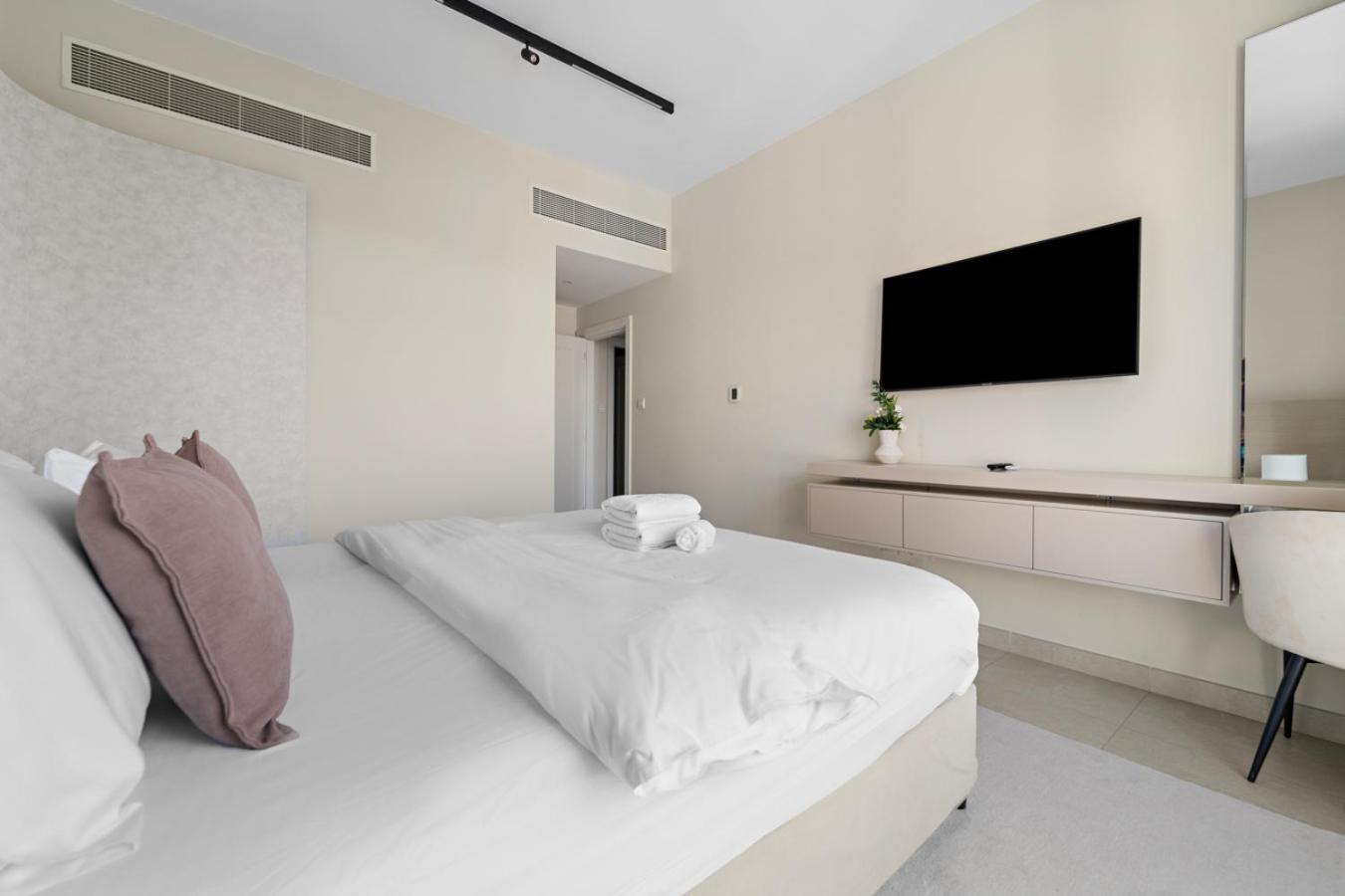 Stunning 2-bedroom Travo Apartment