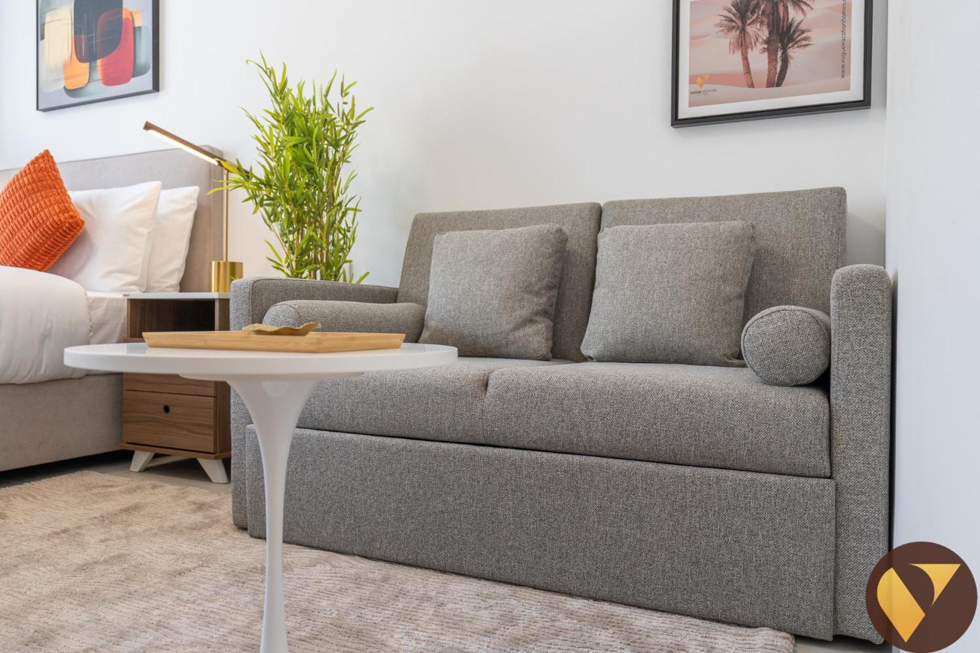 Vogue Luma22 Jvc 5 Mins Circle Mall & 12 Mins Emirates Mall Apartment Dubai