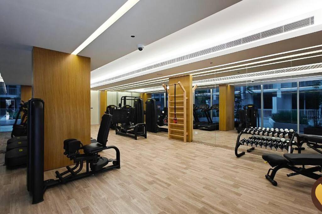 Apartment Vogue Luma22 Jvc 5 Mins Circle Mall & 12 Mins Emirates Mall Dubai