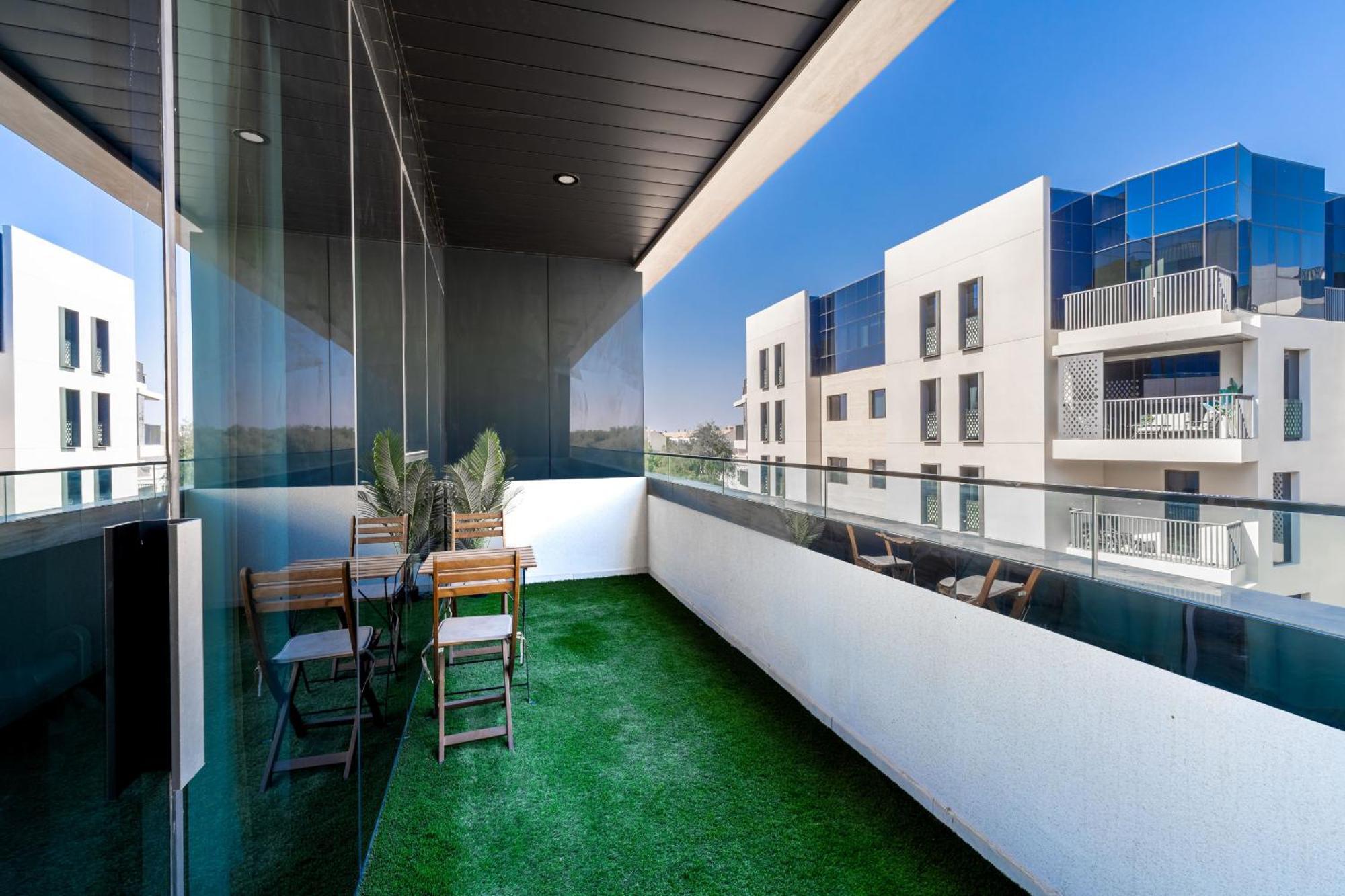 Apartment Comfortable In Mirdif Hills - Peaceful Living With Pool & Gym Amenities, Managed By Think Realty