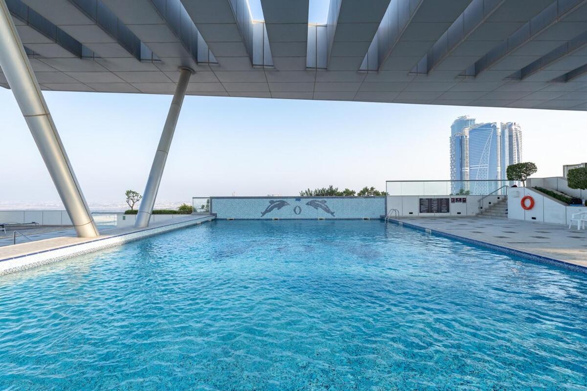 Awesome 1-bedroom Perfect For 4 In Business Bay *
