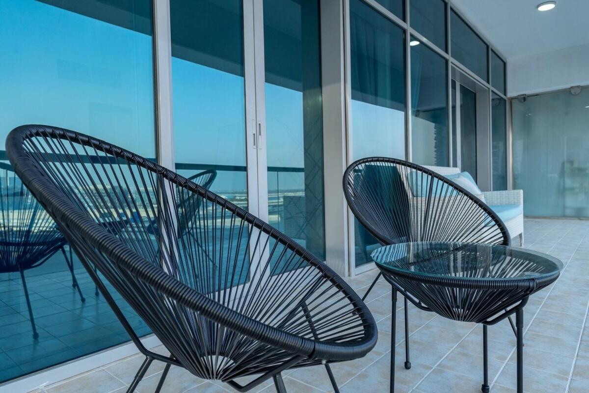 Awesome 1-bedroom Perfect For 4 In Business Bay * Dubai