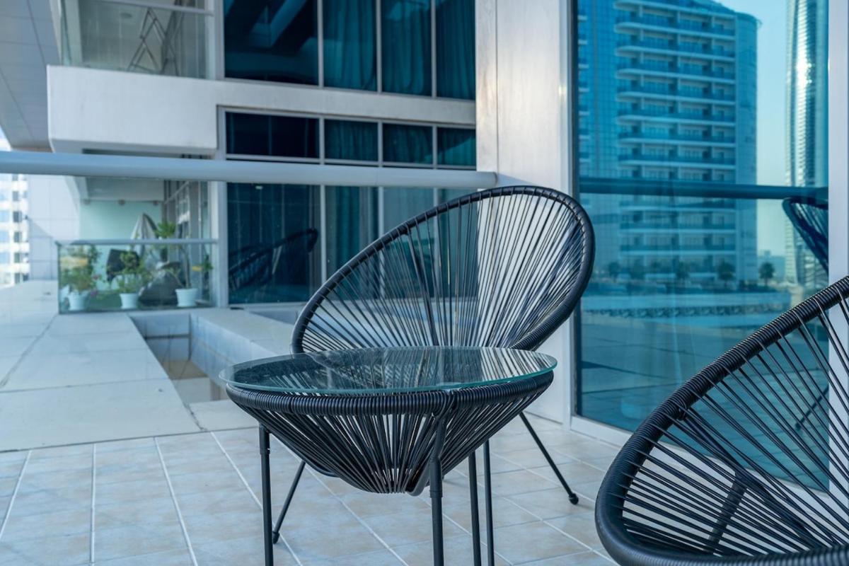 Awesome 1-bedroom Perfect For 4 In Business Bay Apartment *