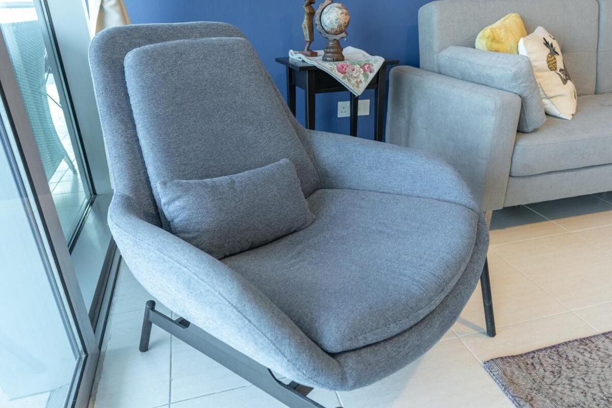 Awesome 1-bedroom Perfect For 4 In Business Bay *