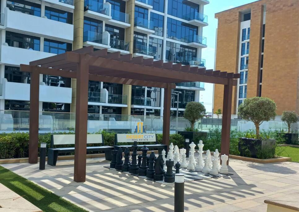 Fully Furnished One Bed In Meydan, Hosted By Desert *