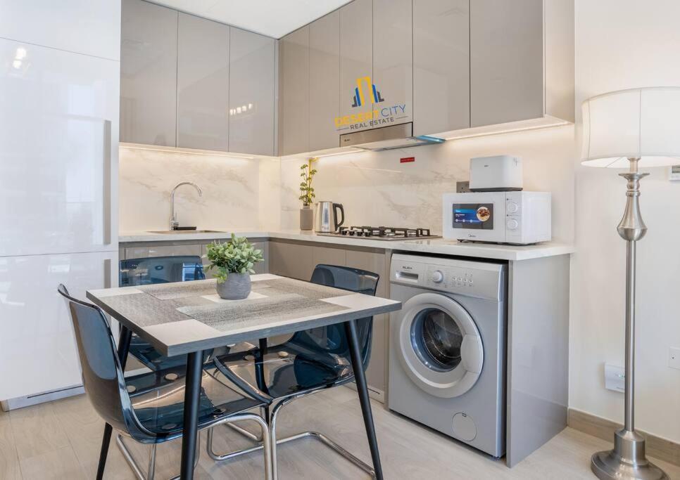 Fully Furnished One Bed In Meydan, Hosted By Desert Apartment Dubai