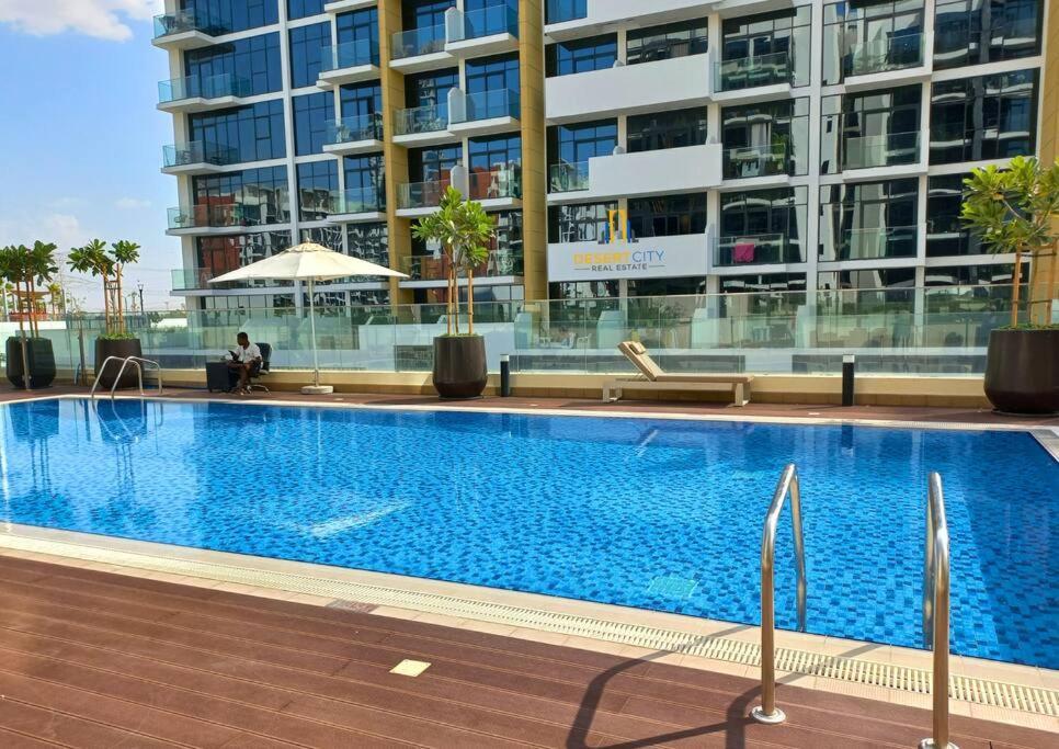 Fully Furnished One Bed In Meydan, Hosted By Desert * Dubai