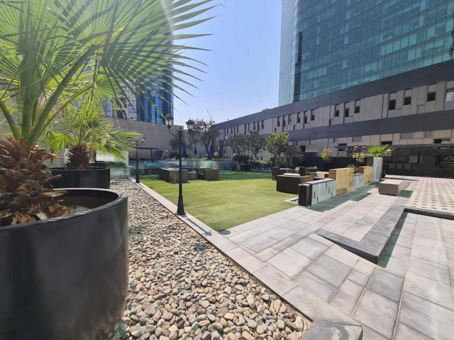 Sunrise Homes - Amazing In Business Bay Apartment
