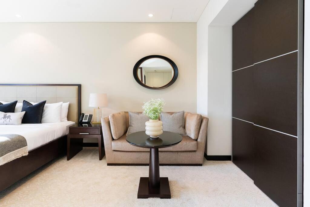 Apartment Magnificent Studio, Emaar Residences Marina