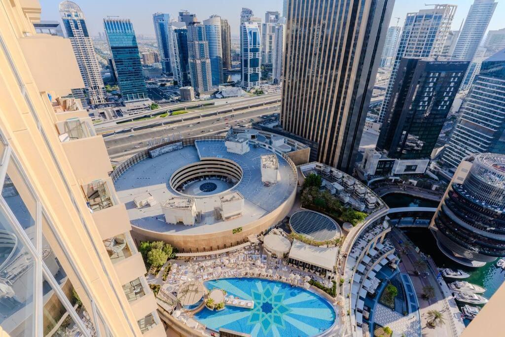 Magnificent Studio, Emaar Residences Marina Apartment