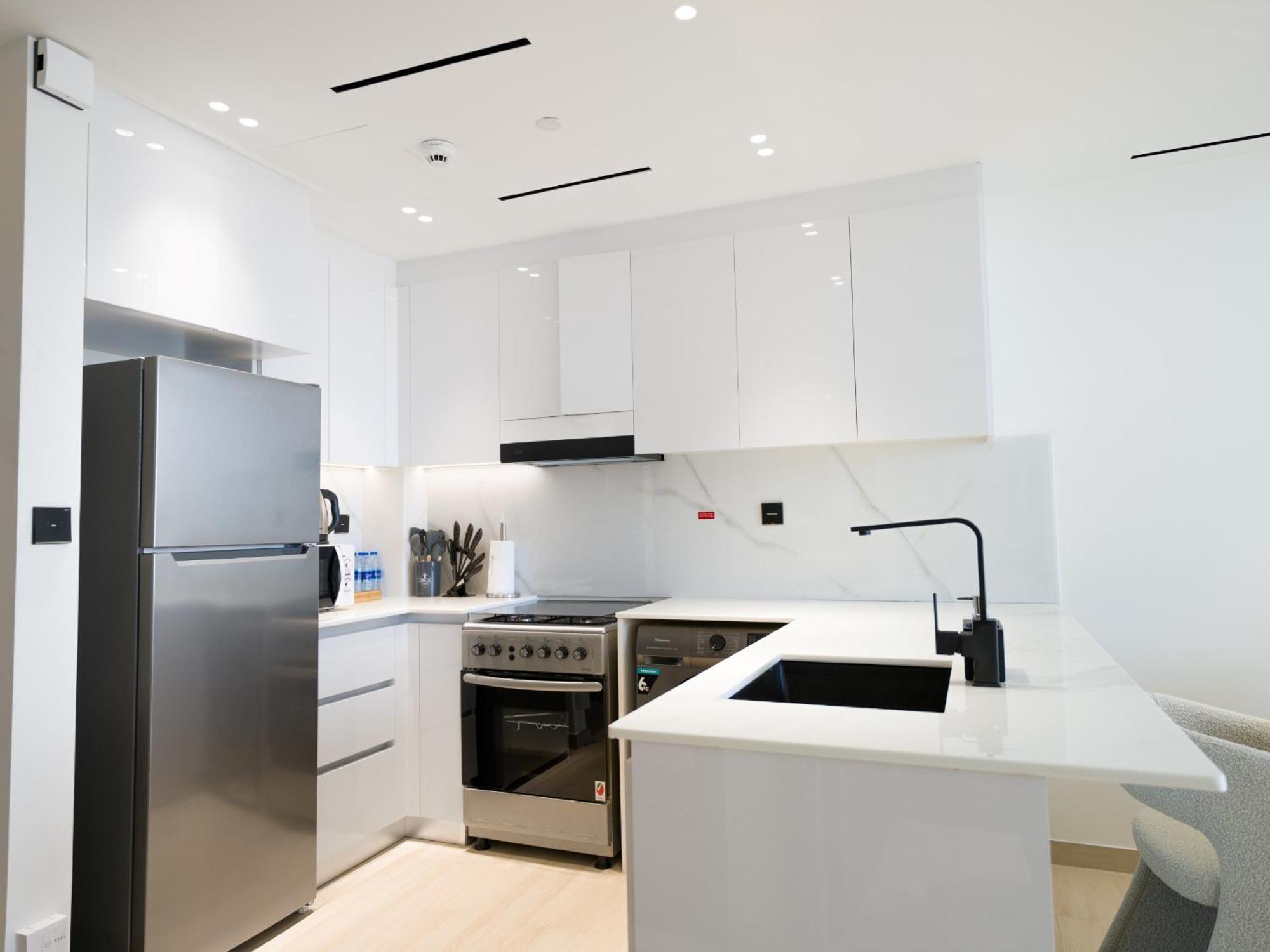 Easygo-serene 1bdr With Terrace Binghatti Corner Jvc Apartment