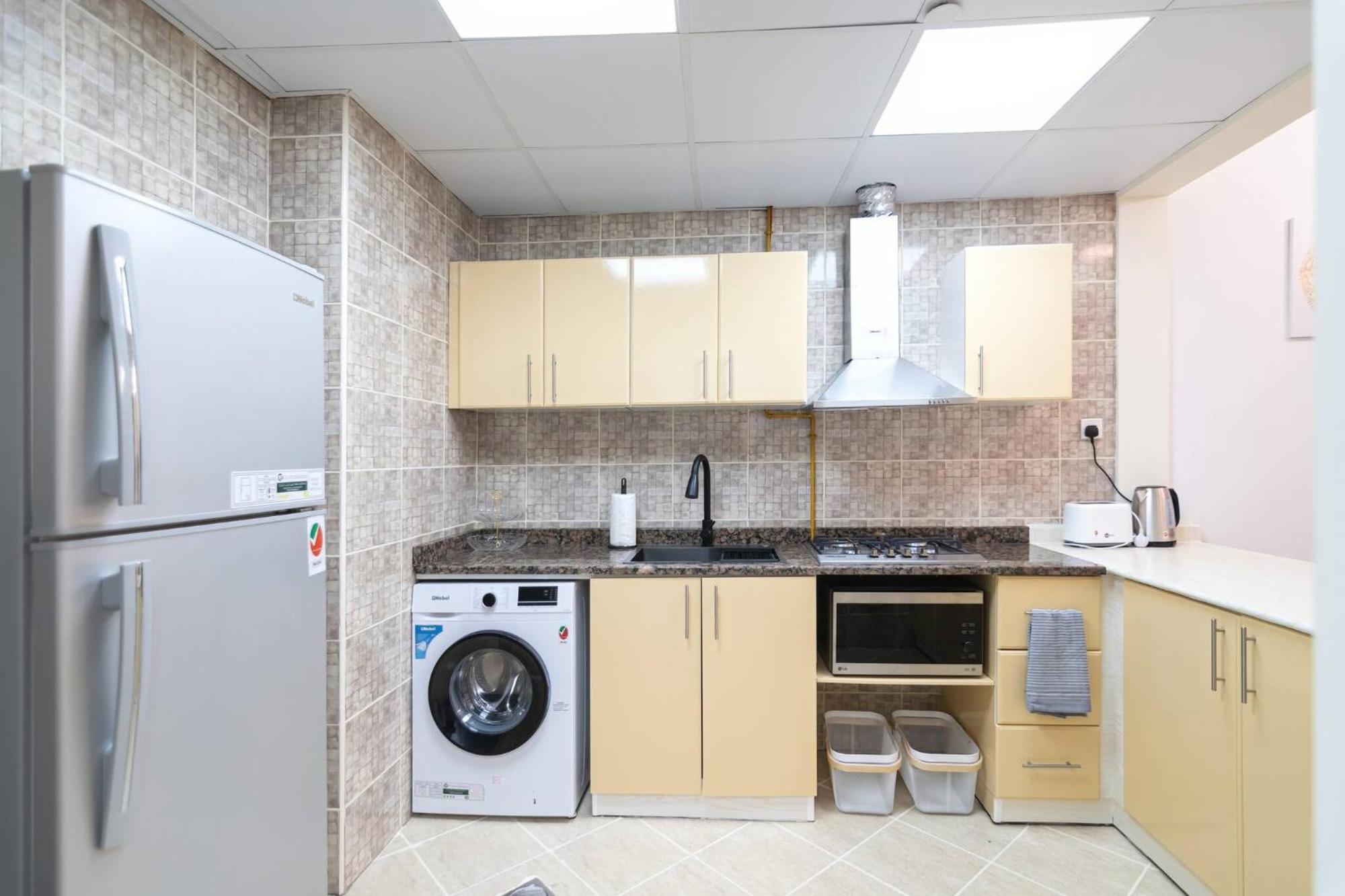 Spacious & Cosy 1br In Marina * Dubai