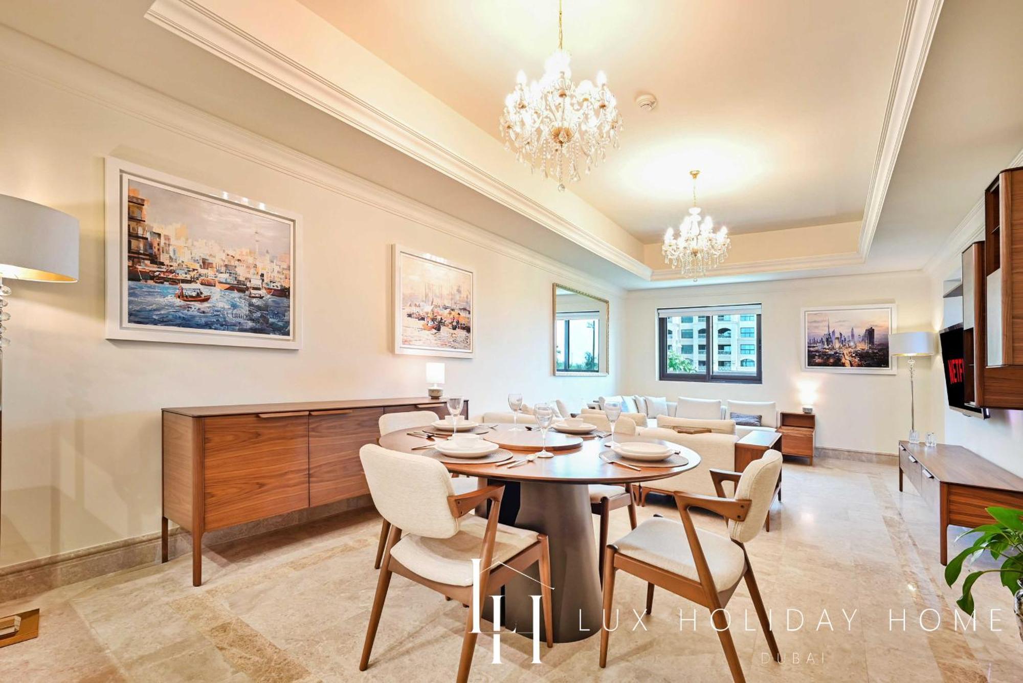 Lux The Elegant Fairmont Palm Apartment *