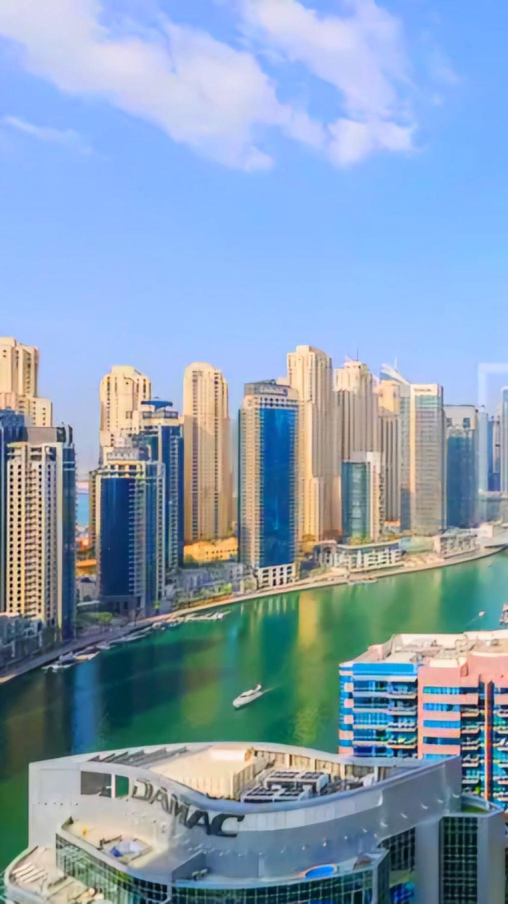 Luxury 1 Bedroom Full Marina View, Sleeps 5, 1 Min To Metro Apartment *