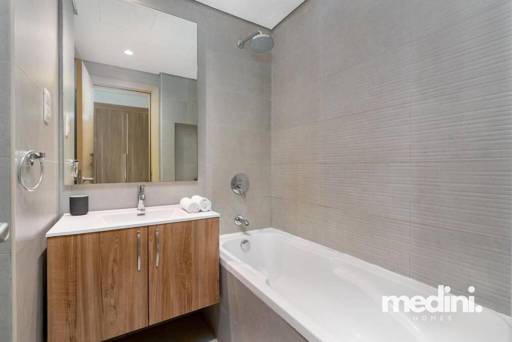Large In Jvc - Apartment Dubai