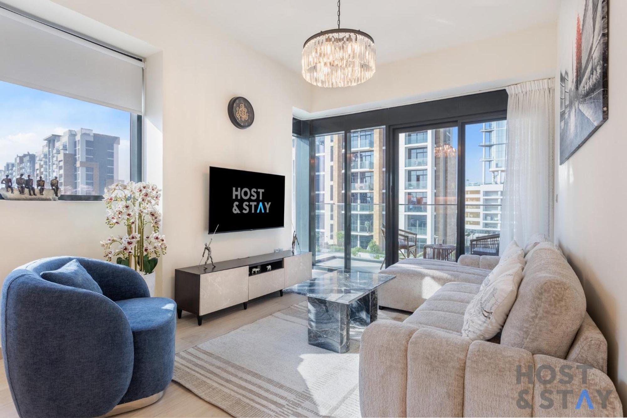 Bright 2br At Azizi Riviera, Mbr Apartment Dubai