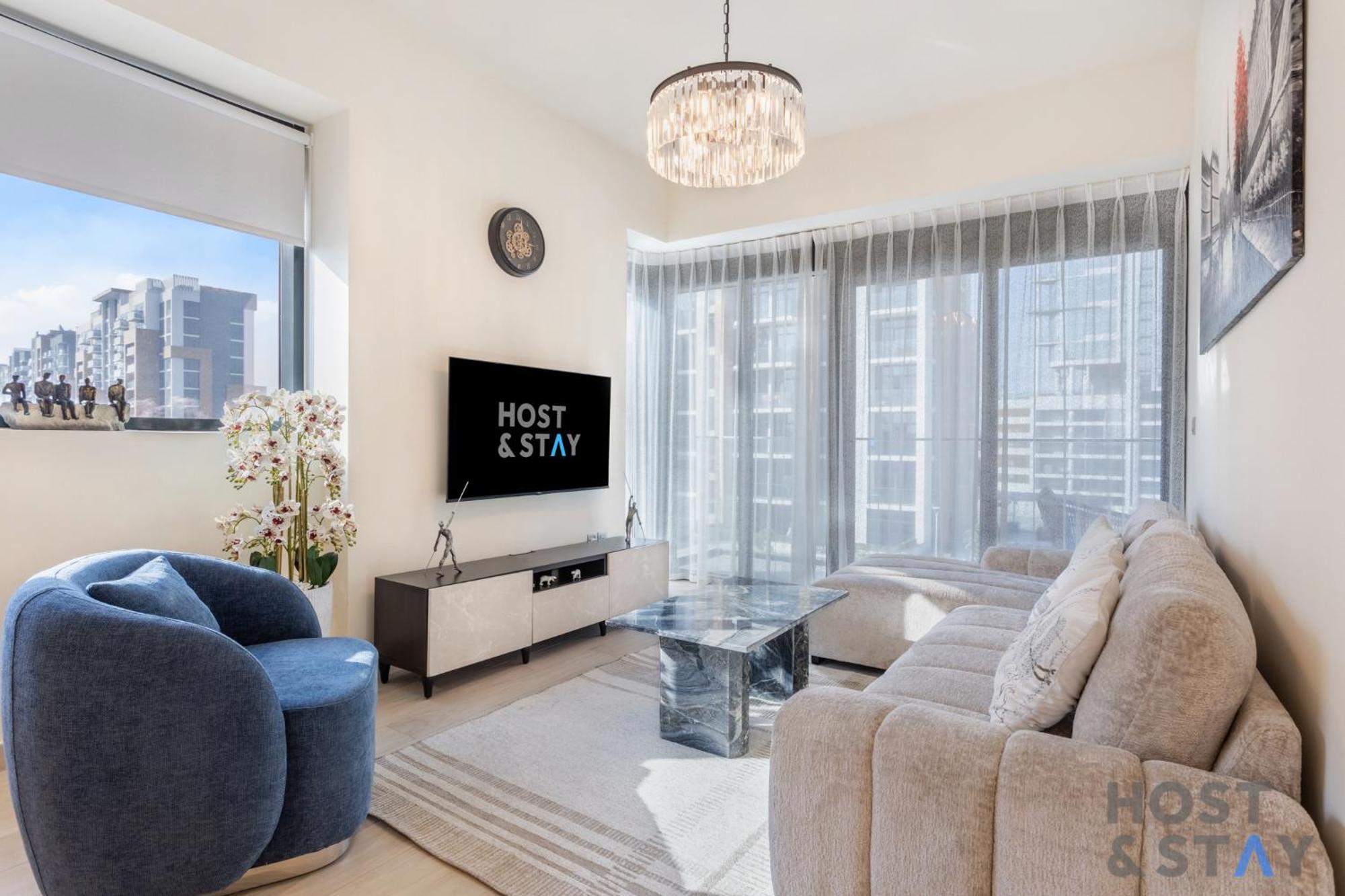 Apartment Bright 2br At Azizi Riviera, Mbr