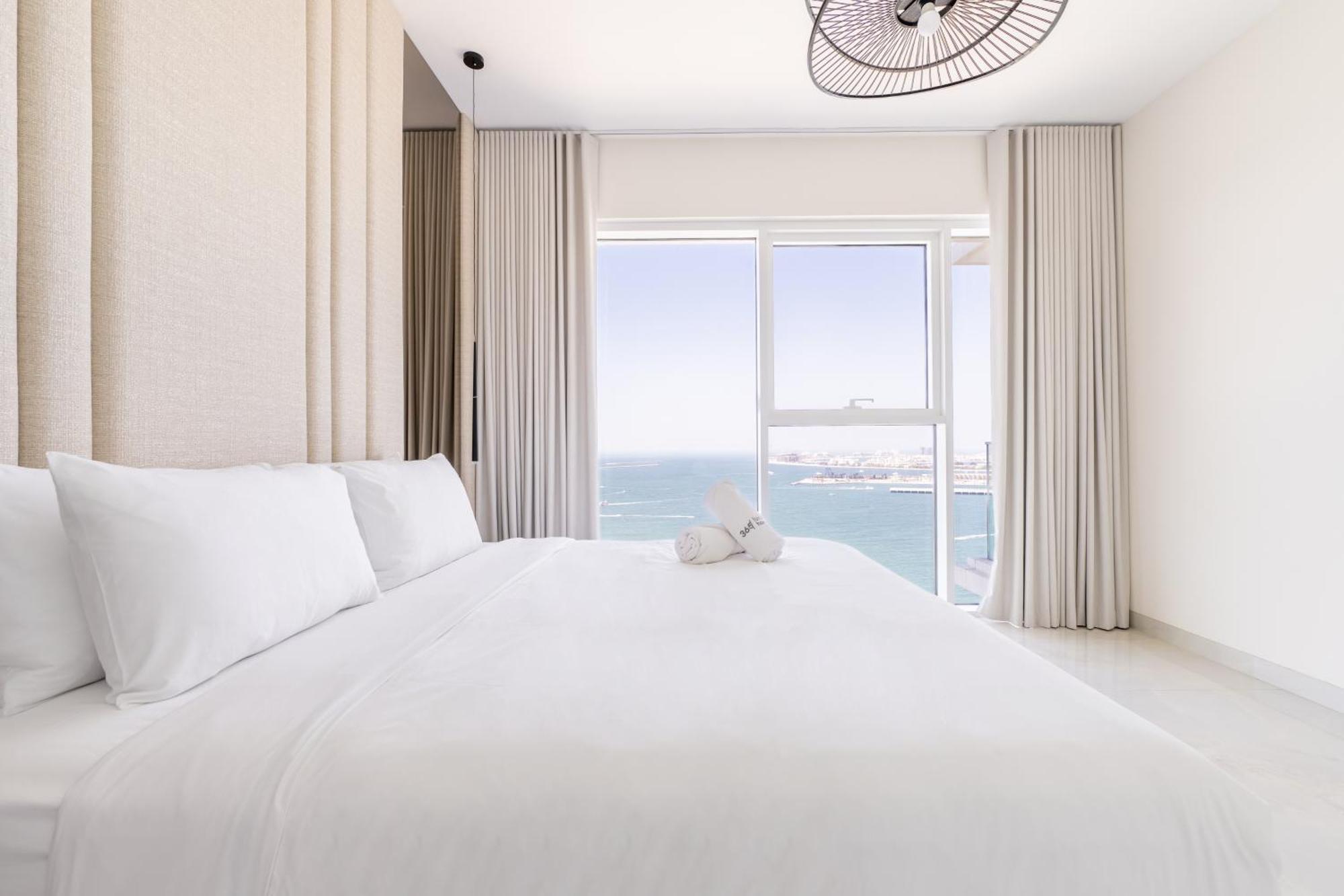 Luxury Coastal Escape - Bright 3br - La Vie Jbr Apartment *