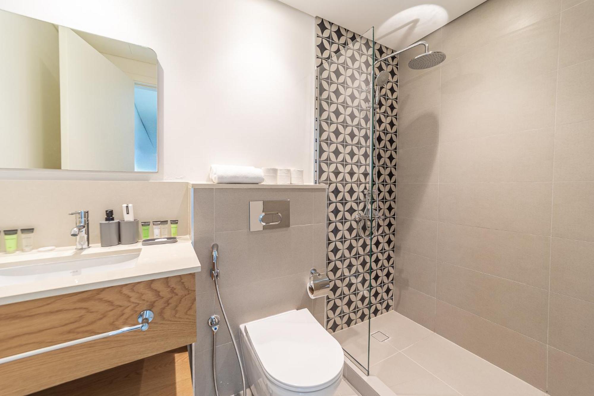 Havn - 2 Bedroom Unit, 10mins To Hills Mall