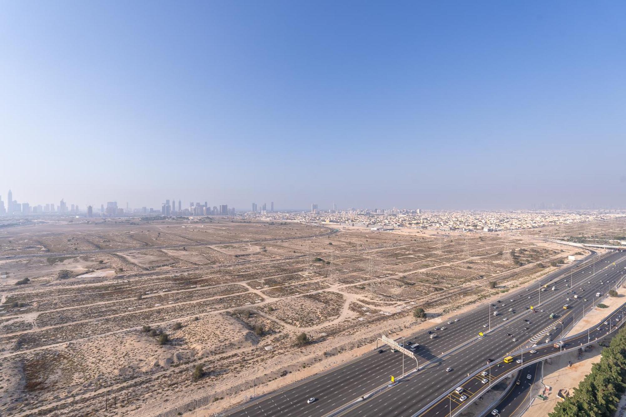 Bright And Stylish In Jvc With Skyline View * Dubai