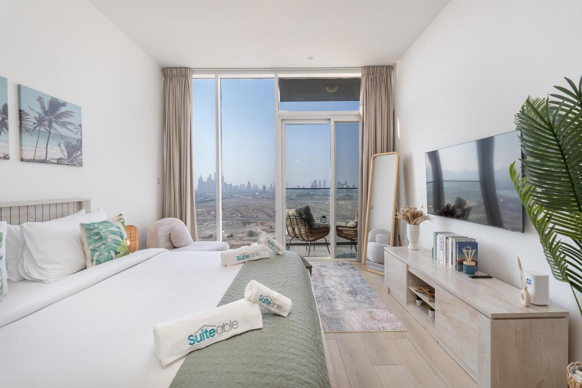 Bright And Stylish In Jvc With Skyline View Dubai