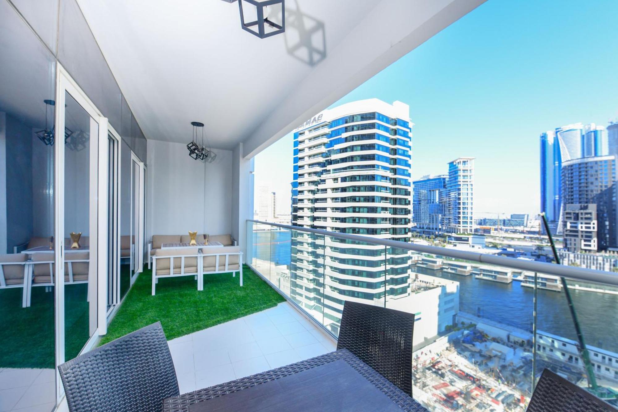 Apartment 2br Damac Vera Tower, *