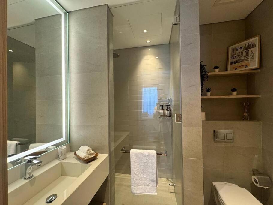 Luxury In Oakley Square Residences, Jvc Apartment Dubai