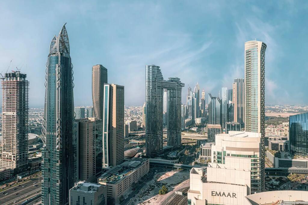 2bed-400m From Burj Khalifa- Heart Of Apartment Dubai