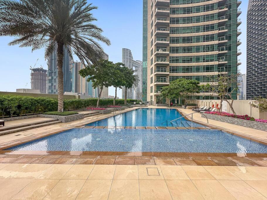 Apartment First Class 1br Modern Downtown Oasis