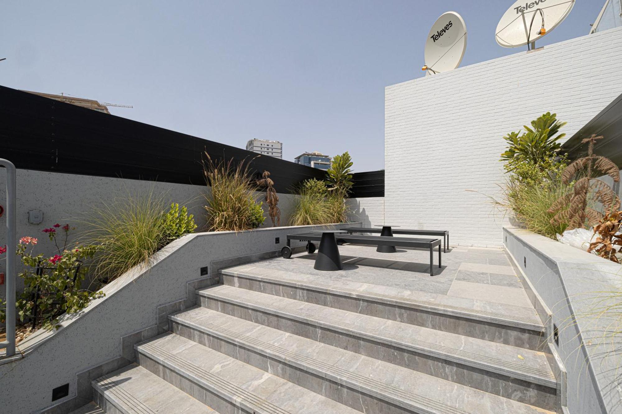 Apartment Urbanhomes - Cozy Spacious Exceptional In Heart Of At Jvc Dubai