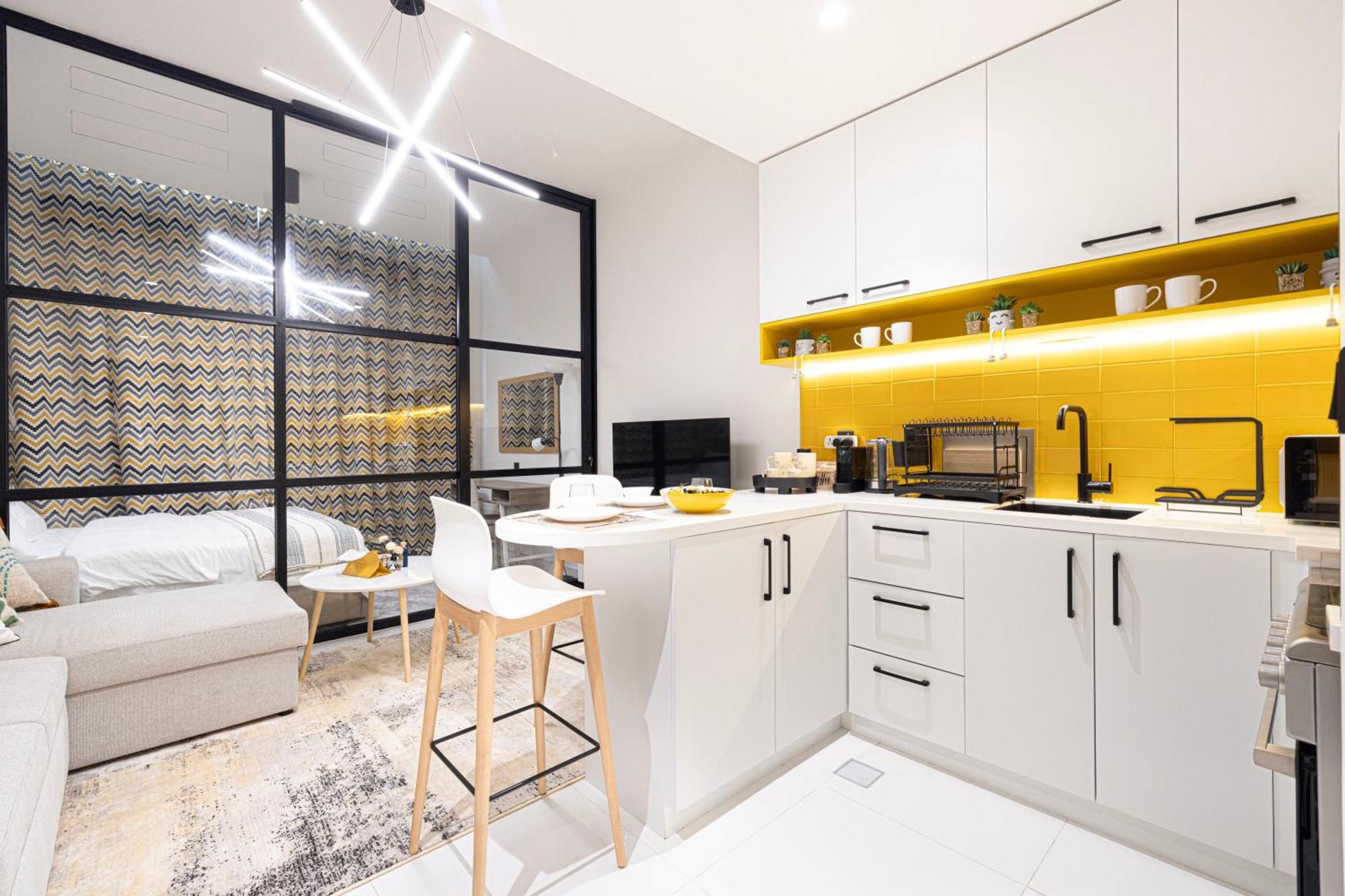 Urbanhomes - Cozy Spacious Exceptional In Heart Of At Jvc