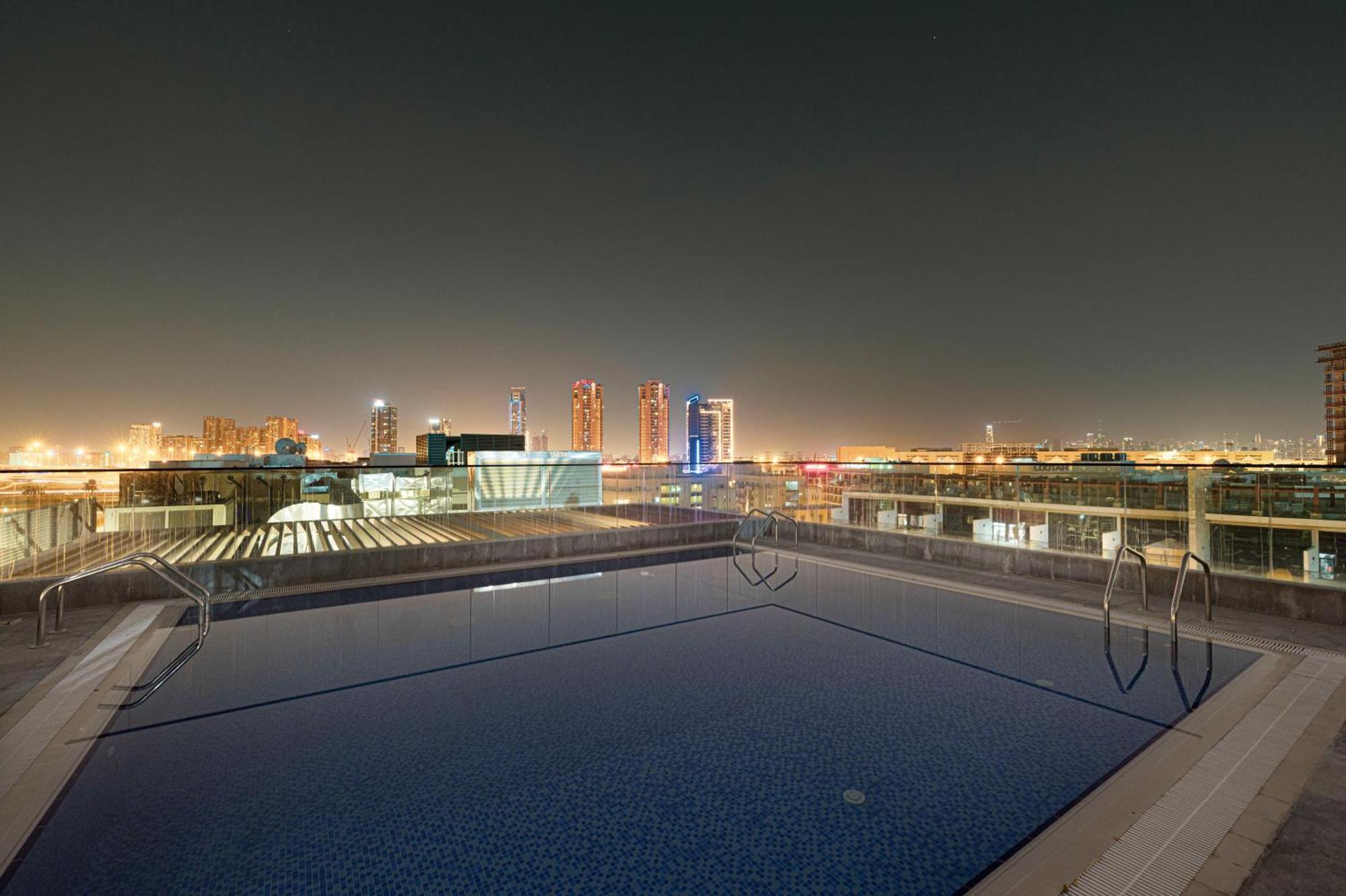 Urbanhomes - Cozy Spacious Exceptional In Heart Of At Jvc Apartment Dubai