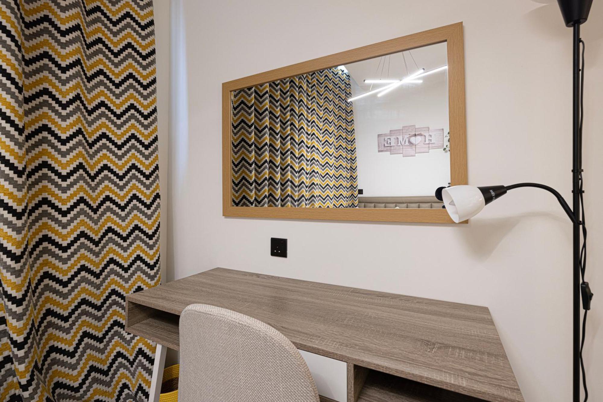 Urbanhomes - Cozy Spacious Exceptional In Heart Of At Jvc Dubai