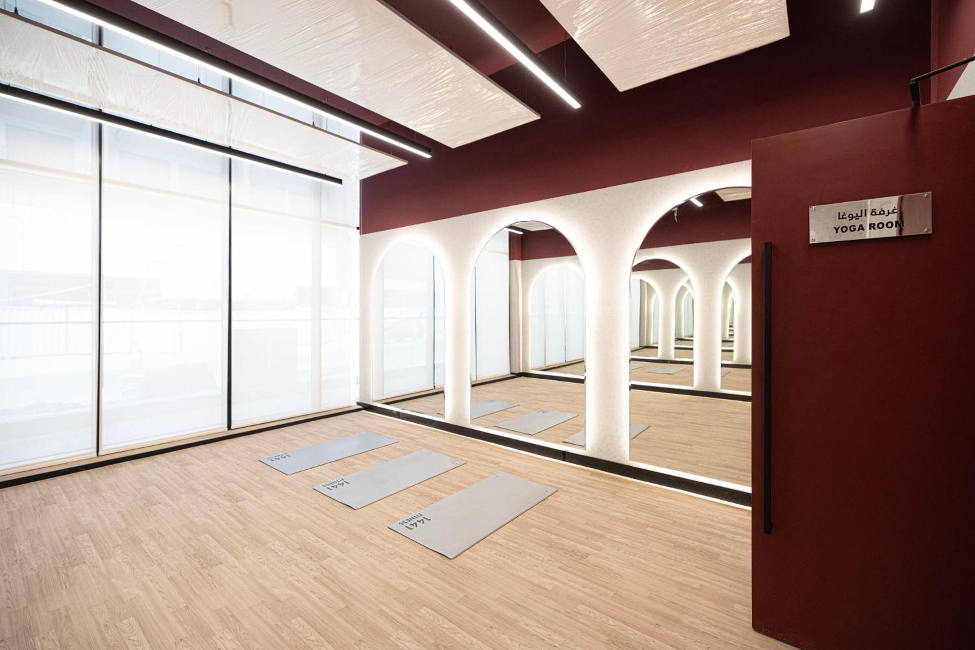 Urbanhomes - Cozy Spacious Exceptional In Heart Of At Jvc